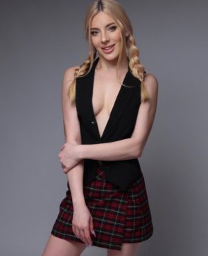 Alisa De, independent image 578330