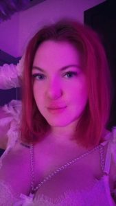 Leila, independent image 578419