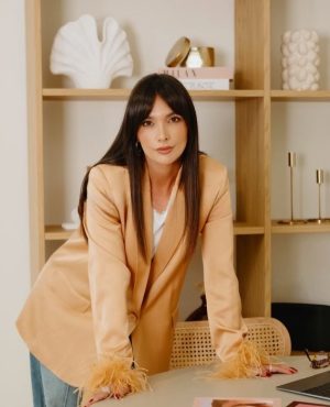 Mari, independent image 579046