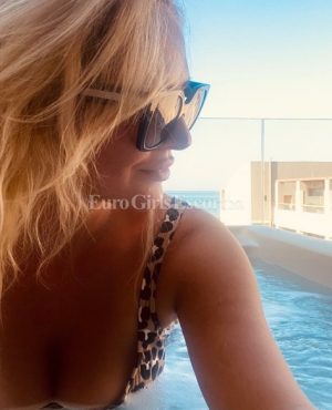 Milana, independent image 579497