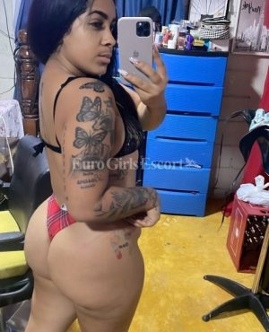 Nataly, independent image 579777