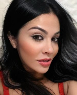 Paula, independent image 580081