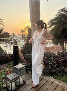 Ara, independent image 580217