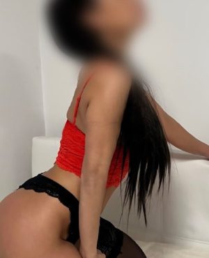 Lora, independent image 580947