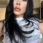 Lily, independent image 581180