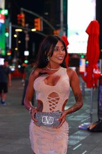 Cami Ny, independent image 581360