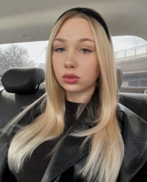 Carly, agency The All Star image 581653