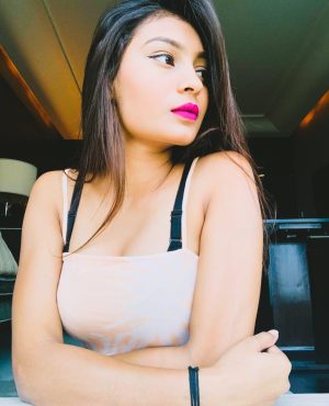 Poonam Aggarwal image 581767