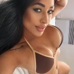 Zoe, independent image 582071