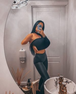 Dina, independent image 582348