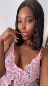 Ana, independent image 582493