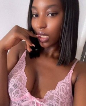 Ana, independent image 582493