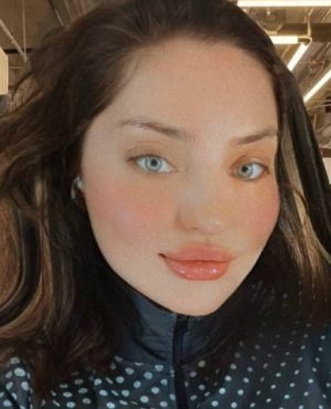 Martina, independent image 582564