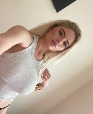 Sweetlena, independent image 582695