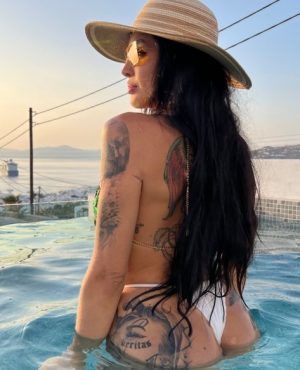 Jade, independent image 583426