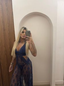 Mel, agency Flamingo image 584033