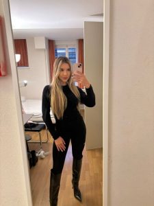 Chancel Athara, independent image 584247