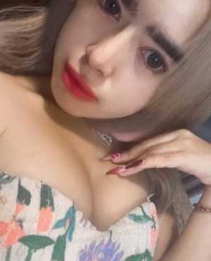 Yasmine, independent image 584879