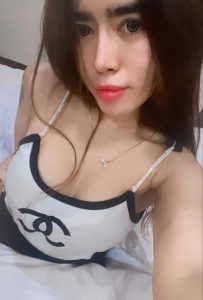 Aldiraa, independent image 584976