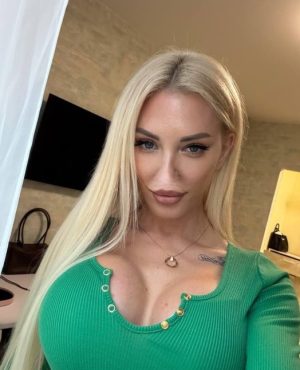 Elena, independent image 585071