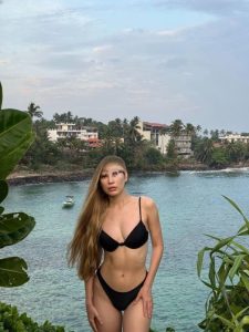 Britney, agency Escorts Italy image 585079