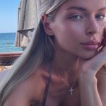 Alina, independent image 585275