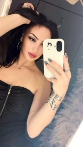 Karina, agency Escorts Italy image 585372