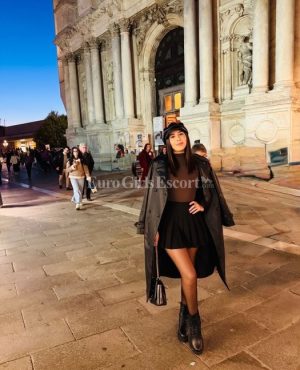 Victoria, agency Golden girls agency image 585586