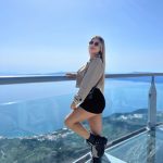 Lara, independent image 585604