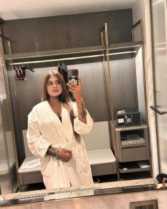 Swati, independent image 585783