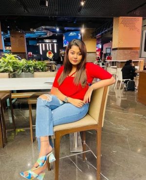 Priya, independent image 585787