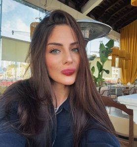 Angela, independent image 585879