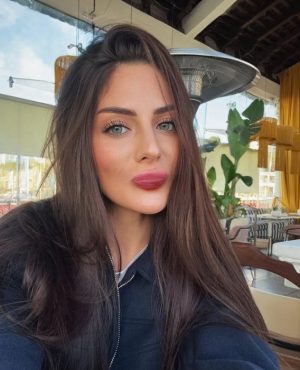 Angela, independent image 585879