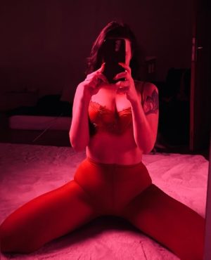 Milana, independent image 587555