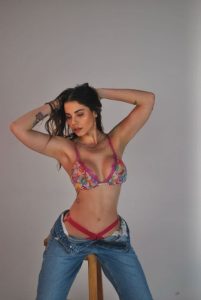 Isabella, independent image 588291