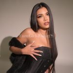 Mia, independent image 588593