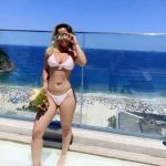 Mia, independent image 588720