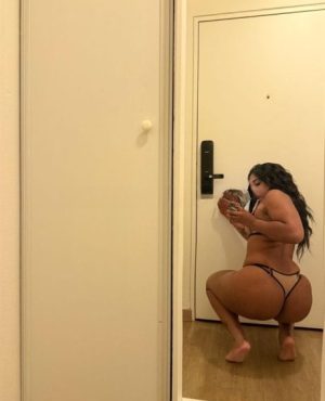 Celena, independent image 589126