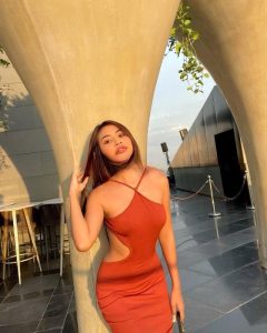 Helen, independent image 589656