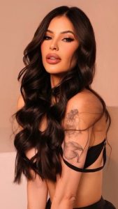 Anita, independent image 589947