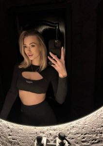 Victoria, independent image 589972