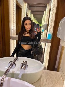 Sofia, independent image 590015