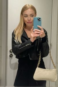 Karina, agency Vip Escort image 590715