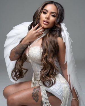 Lupita, independent image 591522