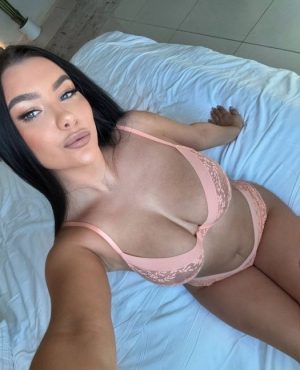 Yana, independent image 591606