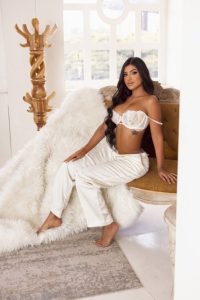 Victoria Rose, independent image 591848