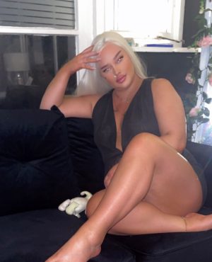 Hollie English Blonde Escort in Ipswich, photo 3