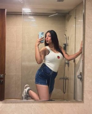 Call Girls in AMBIENCE MALL, GURUGRAM 9220134599 Escorts Service image 626602